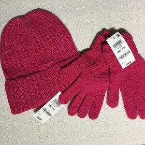 '***NEW***Matching Hat and Gloves